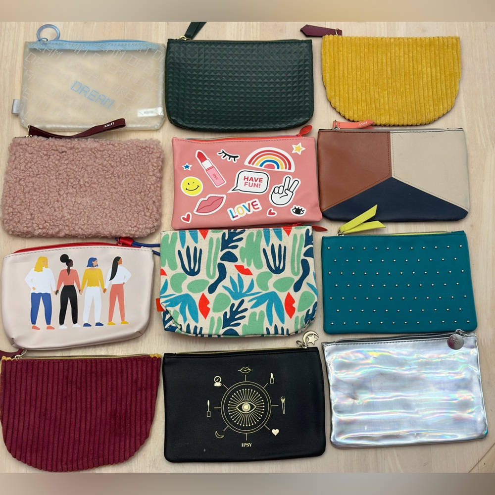 Lot of 12 Ipsy Bags